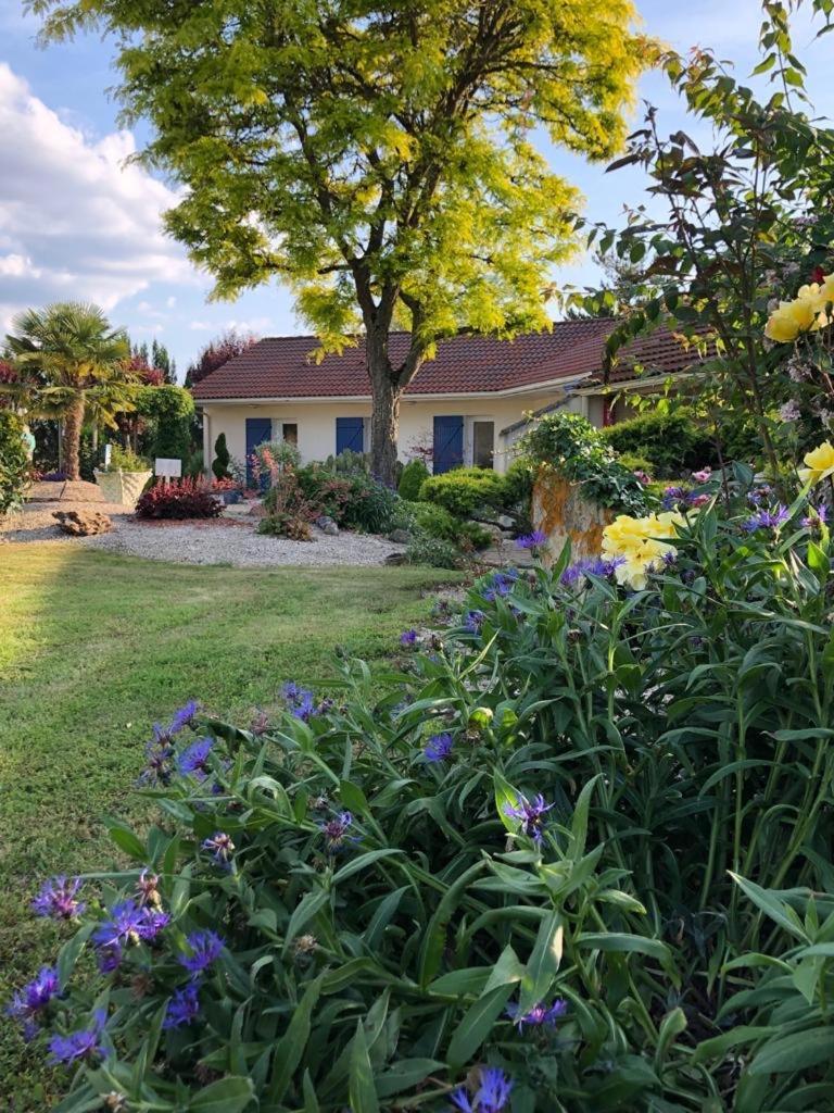 Lagalerne Neuville-du-Poitou Exterior foto